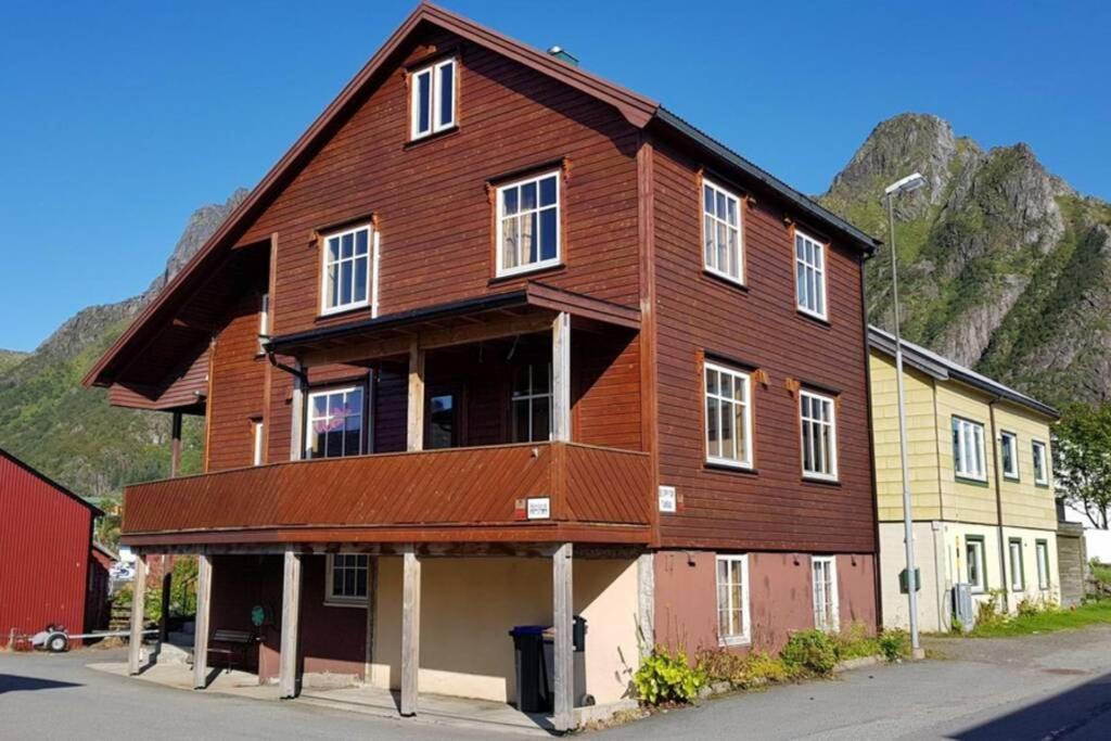 Koselig Hus I Havna Apartment Сволвер Екстериор снимка